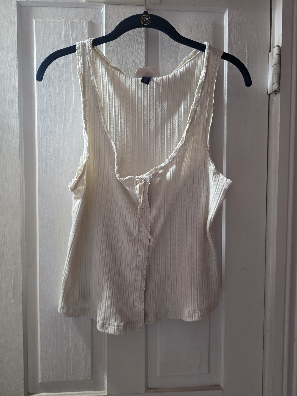Universal Thread Ivory Ribbed Tie-Front Tank